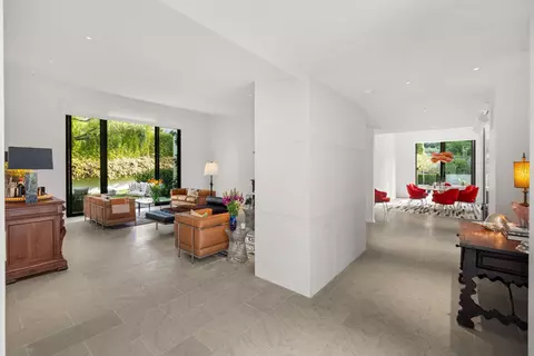 Entry Way - 448 Court Pl, Montecito, CA 93108 photo 1 of 1