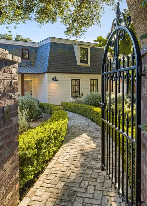 72 La Vuelta Rd, Montecito, CA 93108 photo 2