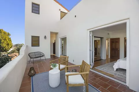 Exterior - 1532 State St #E, Santa Barbara, CA 93101 photo 3 of 11