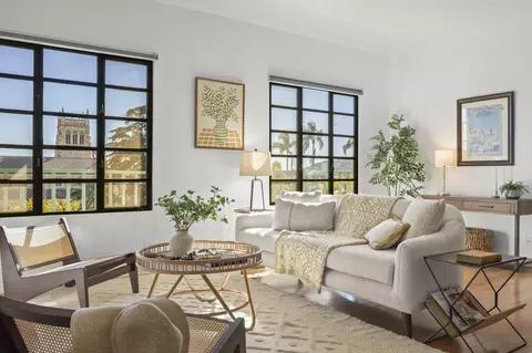 Living - 1532 State St #E, Santa Barbara, CA 93101 photo 3 of 4