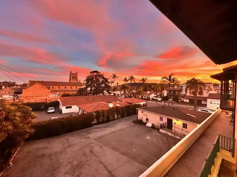 Exterior - 1532 State St #E, Santa Barbara, CA 93101 photo 11 of 11