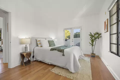 Bedroom - 1532 State St #E, Santa Barbara, CA 93101 photo 5 of 5