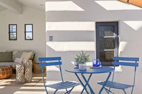 Exterior - 1532 State St #E, Santa Barbara, CA 93101 photo 9 of 11