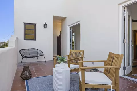 Exterior - 1532 State St #E, Santa Barbara, CA 93101 photo 6 of 11