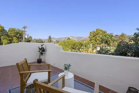 Exterior - 1532 State St #E, Santa Barbara, CA 93101 photo 7 of 11