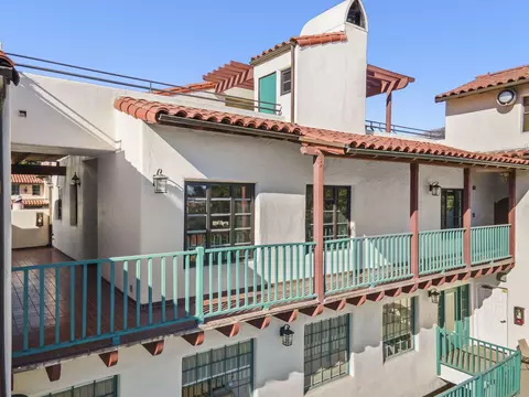Exterior - 1532 State St #E, Santa Barbara, CA 93101 photo 2 of 11