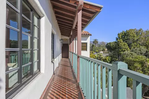 Entry Way - 1532 State St #E, Santa Barbara, CA 93101 photo 2 of 2