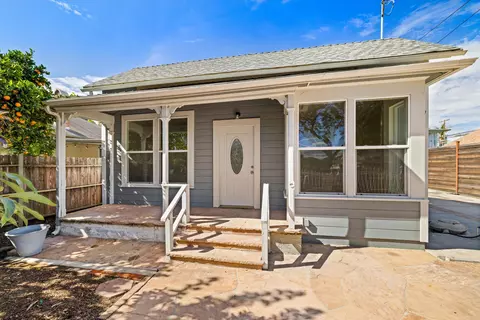 616 W De La Guerra St, Santa Barbara, CA 93101