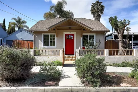 810 W Arrellaga St, Santa Barbara, CA 93101