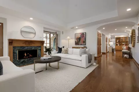7 E Arrellaga St, Santa Barbara, CA 93101 photo 2