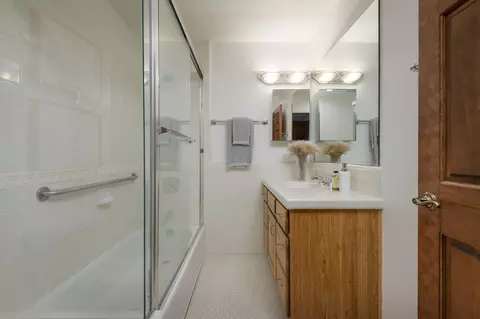 7 E Arrellaga St, Santa Barbara, CA 93101 photo 22