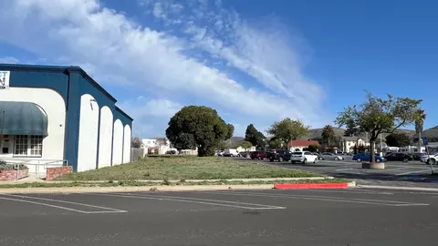 126 S J St, Lompoc, CA 93436 photo 5