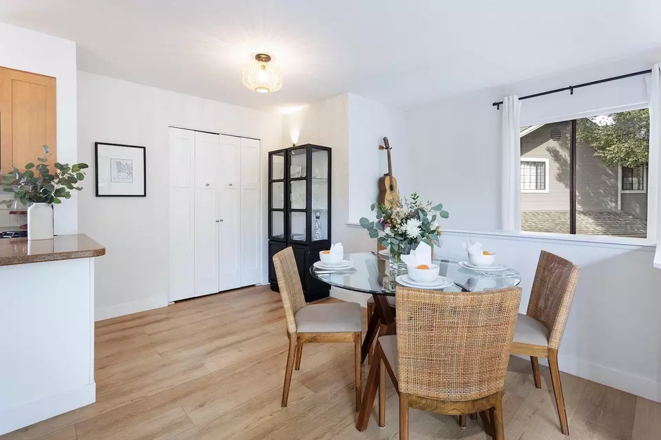 Dining - 4012 Invierno Dr #B, Santa Barbara, CA 93110 photo 2 of 2