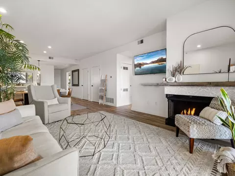 555 E Arrellaga St # 3, Santa Barbara, CA 93103