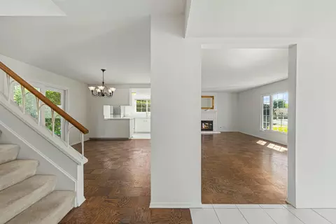 Living - 470 Arundel Rd, Goleta, CA 93117 photo 1 of 2