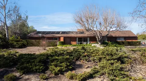 915 Ranch View Ln, Solvang, CA 93463 photo 2