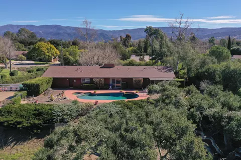915 Ranch View Ln, Solvang, CA 93463