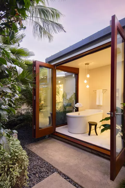 Bath - 1134 Hill Rd, Montecito, CA 93108 photo 3 of 4