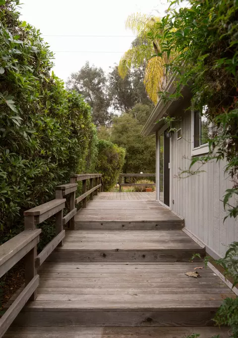 Exterior - 3182 Serena Ave, Carpinteria, CA 93013 photo 6 of 8