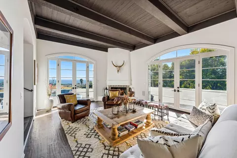396 Las Alturas Rd, Santa Barbara, CA 93103