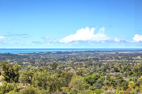 18 Celine Dr, Santa Barbara, CA 93105