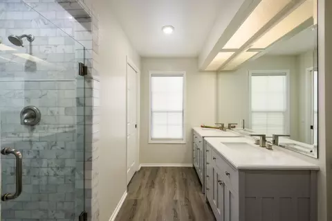 Bath - 736 Hillside Dr, Solvang, CA 93463 photo 2 of 3