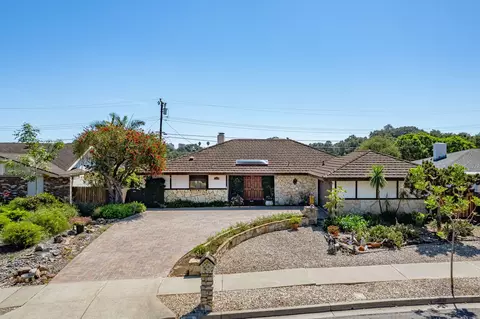 1520 Crestline Dr, Santa Barbara, CA 93105