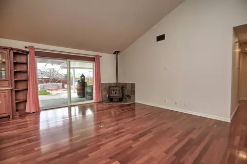 Living - 2124 Creekside Dr, Solvang, CA 93463 photo 2 of 6
