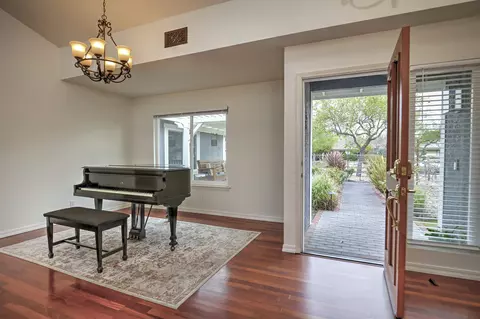 Entry Way - 2124 Creekside Dr, Solvang, CA 93463 photo 1 of 1