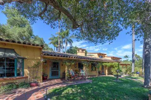 2016 Foothill Rd, Santa Barbara, CA 93105