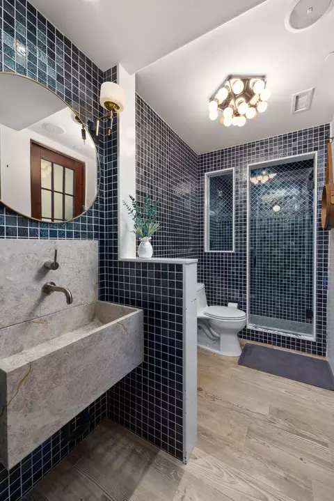 Bath - 330 E Mountain Dr, Montecito, CA 93108 photo 1 of 7