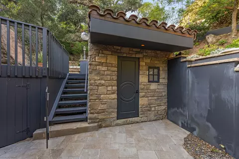 Exterior - 330 E Mountain Dr, Montecito, CA 93108 photo 8 of 21