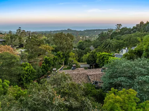 View/Area - 330 E Mountain Dr, Montecito, CA 93108 photo 3 of 4