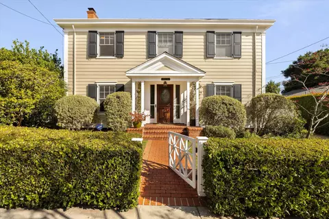 22 E Islay St, Santa Barbara, CA 93101