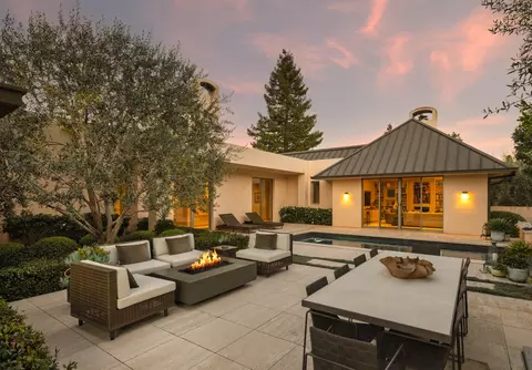 Exterior - 2076 China Flat Rd, Montecito, CA 93108 photo 3 of 11