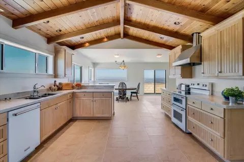 Kitchen - Undisclosed, Lompoc, CA 93436 photo 3 of 6