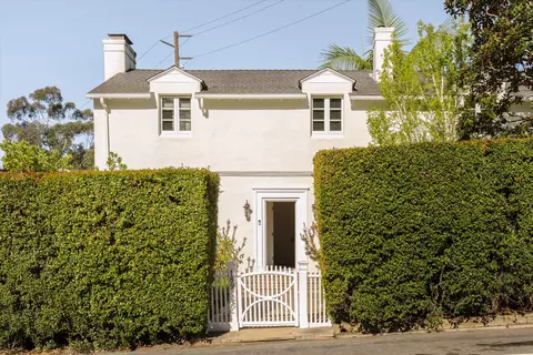 Exterior - 189 Hermosillo Rd, Montecito, CA 93108 photo 2 of 16