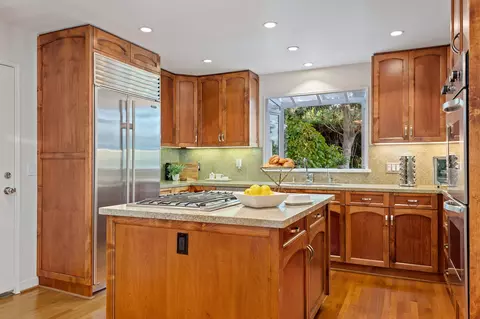 Kitchen - 189 Hermosillo Rd, Montecito, CA 93108 photo 1 of 2