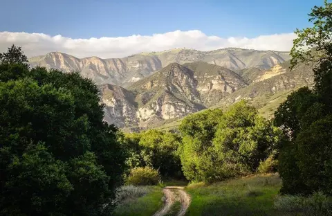 3750 Paradise Rd #100, Santa Barbara, CA 93105