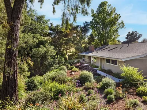 978 Cocopah Dr, Santa Barbara, CA 93110