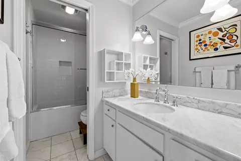 Bath - 3375 Foothill Rd UNIT 1123, Carpinteria, CA 93013 photo 1 of 2