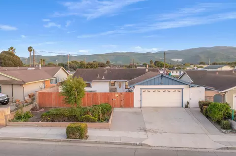 1504 W Airport Ave, Lompoc, CA 93436
