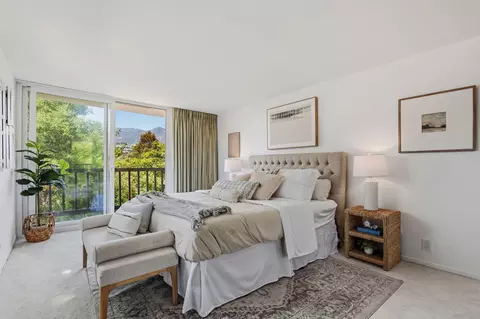Bedroom - 1032 Fairway Rd, Montecito, CA 93108 photo 4 of 4