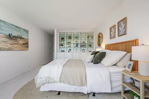 Bedroom - 1032 Fairway Rd, Montecito, CA 93108 photo 2 of 4