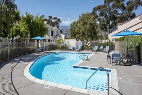 Exterior - 4852 Sawyer Ave, Carpinteria, CA 93013 photo 3 of 5