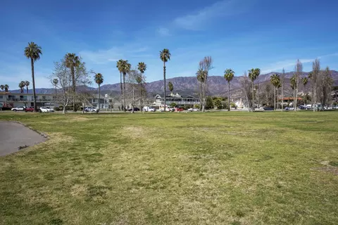 Exterior - 4852 Sawyer Ave, Carpinteria, CA 93013 photo 4 of 5