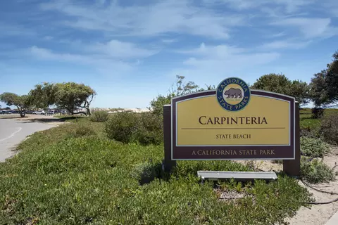 Exterior - 4852 Sawyer Ave, Carpinteria, CA 93013 photo 5 of 5