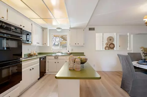 Kitchen - 471 Devon Pl, Goleta, CA 93111 photo 1 of 3