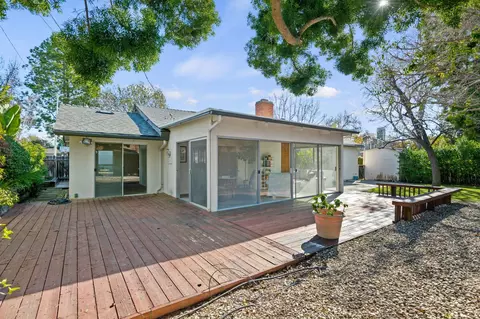 Exterior - 471 Devon Pl, Goleta, CA 93111 photo 6 of 9