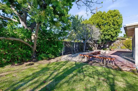 Exterior - 471 Devon Pl, Goleta, CA 93111 photo 8 of 9